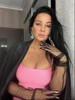 Hot ..