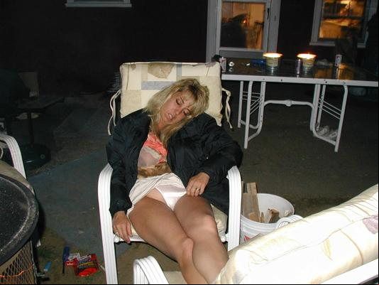 ed out drunk girl outdoors 